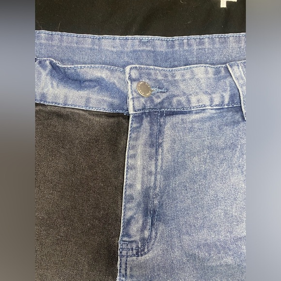 Color block jean shorts! - Picture 4 of 7